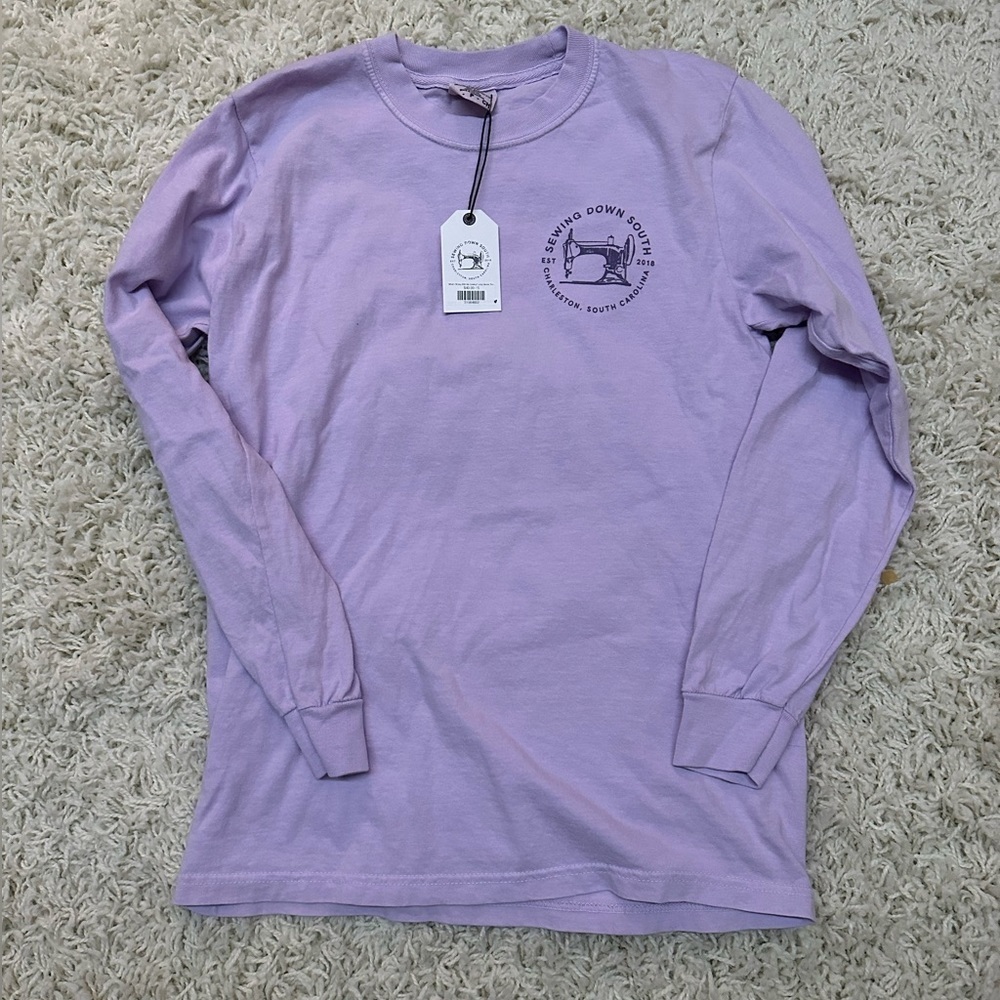 What's Wrong With My Sewing? Long Sleeve Tee, Orchid, S Sewing Down South NWT - Picture 1 of 6